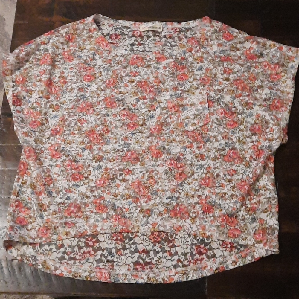 Floral sheer‎ blouse